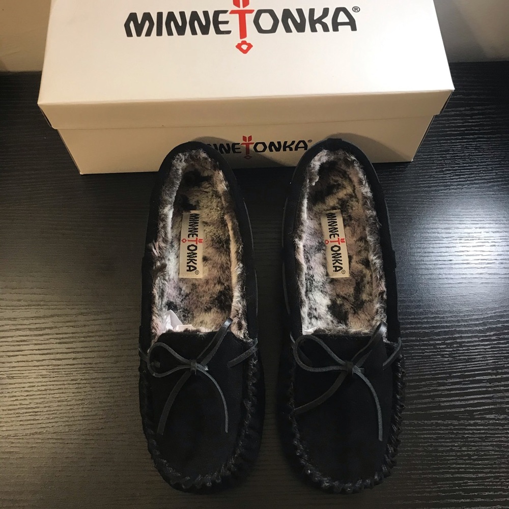 ❗️SOLD❗️Women’s moccasins